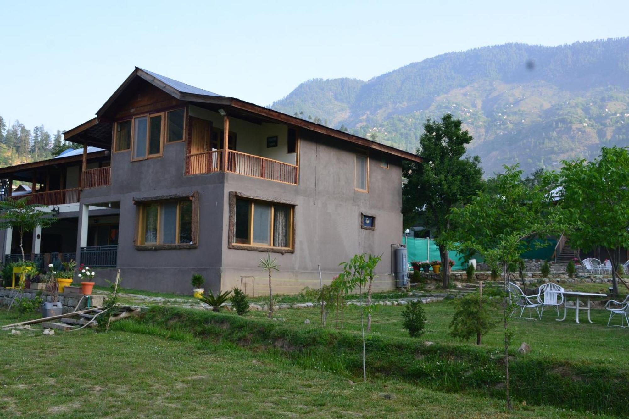 West End Lodges Neelum Exterior photo