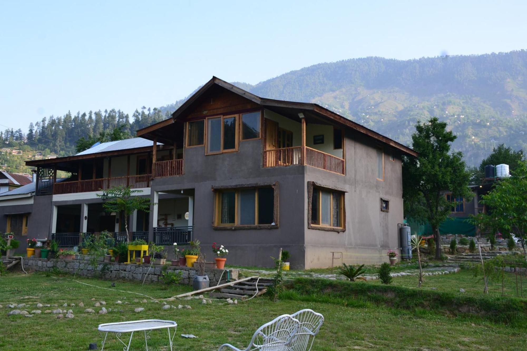West End Lodges Neelum Exterior photo