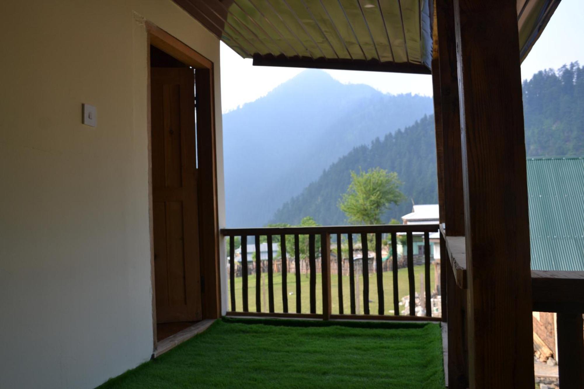 West End Lodges Neelum Exterior photo