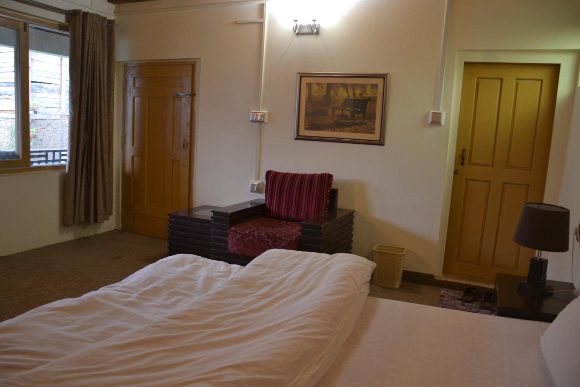 West End Lodges Neelum Exterior photo